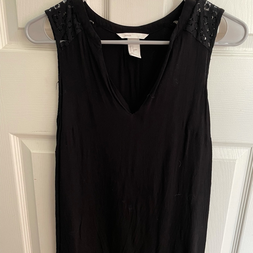 H&M maternity black sleeveless blouse, size small